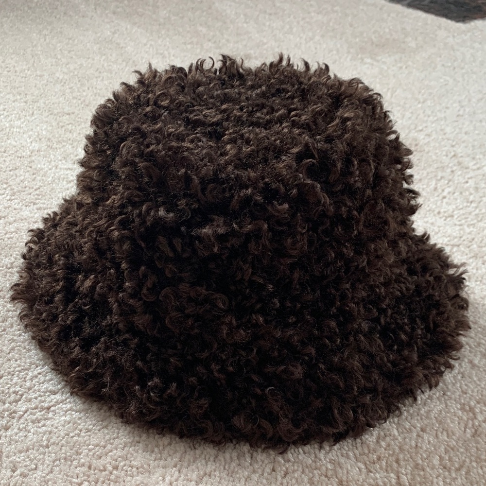 Anthropologie Plush Curly Sherpa Fleece Bucket Hat - Brown